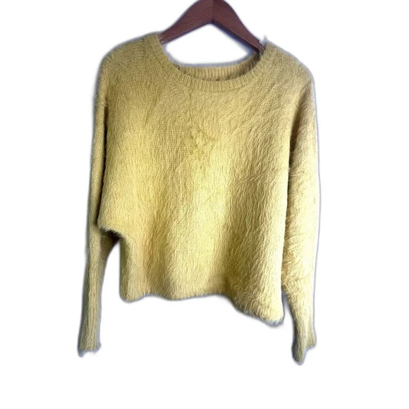 Jessica Simpson Yellow Fuzzy Sweater Size Small - Picture 1 of 8